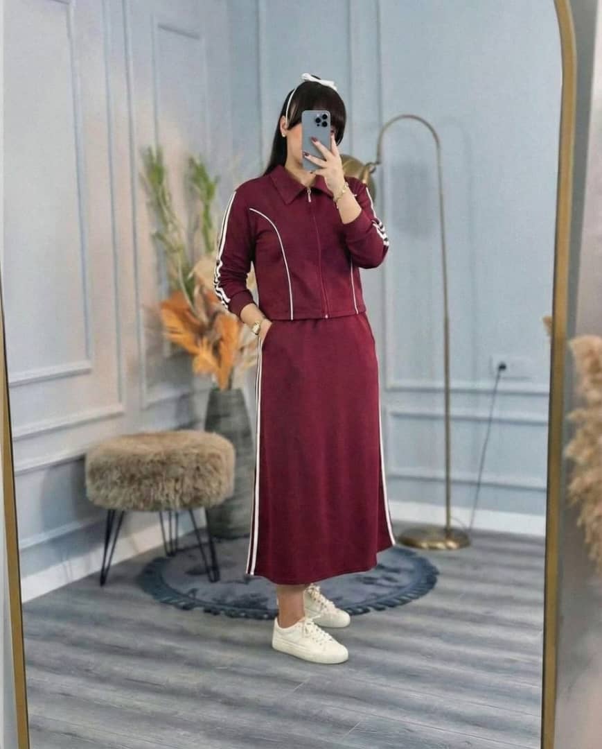 طقم تنورة بيجننن 😍